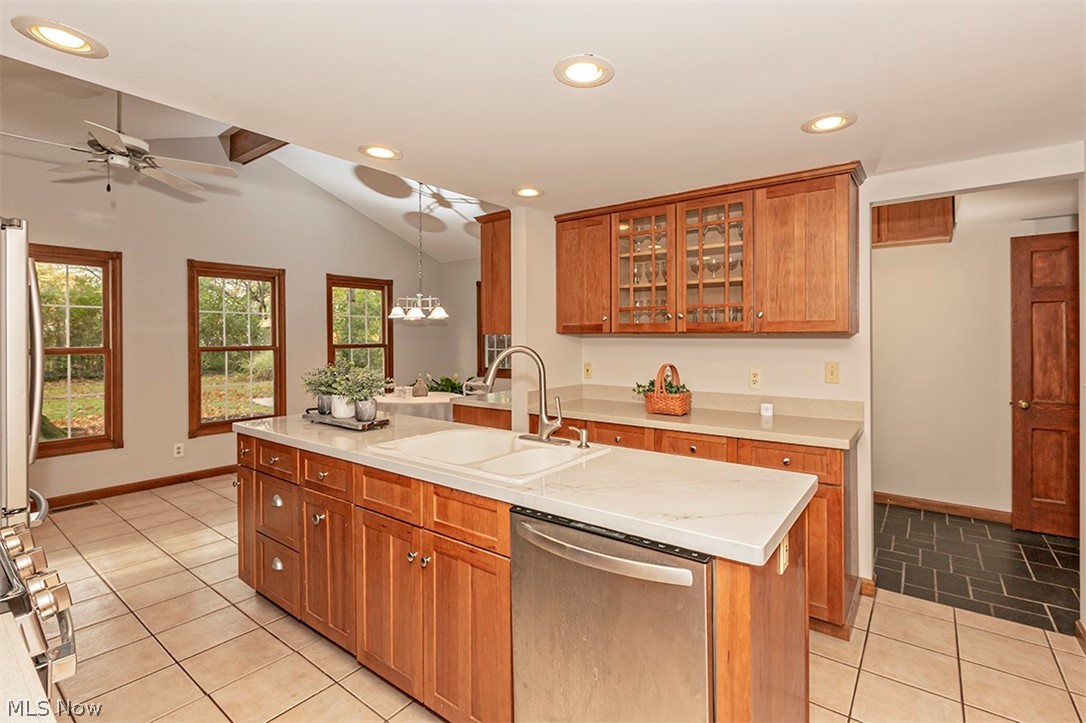 3040 Huntington Road Cleveland, OH 44120 - Photo 10 of 35 Gallery Image 10