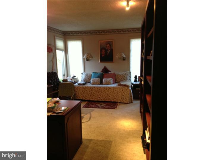 145 Radburn Road Huntingdon Valley, PA 19006 - Photo 17 of 25