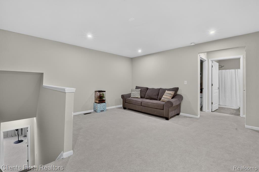 4699 Bingham Road Canton, MI 48188 - Photo 39 of 62