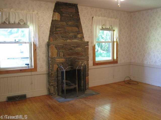 5 Ebenezer Church Road State Road, NC 28676 - Photo 9 of 12 Living Room.