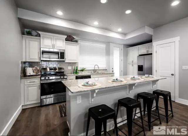 $1,995 | 750 Bluffs Court, Unit 103, Reno, NV 89523