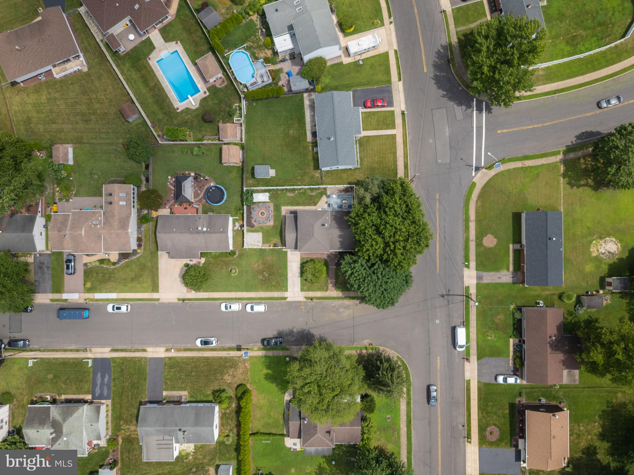 30 Rock Royal Road Hamilton, NJ 08620 - Photo 12 of 54 an aerial view of a house