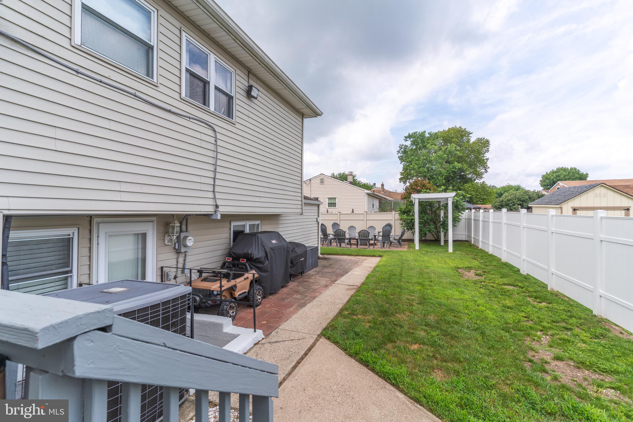 30 Rock Royal Road Hamilton, NJ 08620 - Photo 18 of 54 a view of a house with backyard porch and sitting area