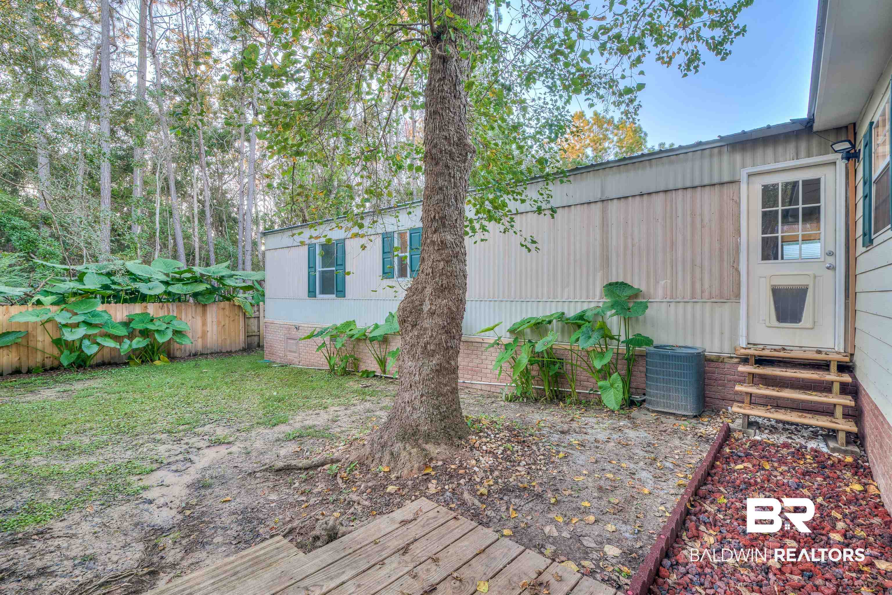 9523 Redfish Drive Elberta, AL 36530 - Photo 12 of 35