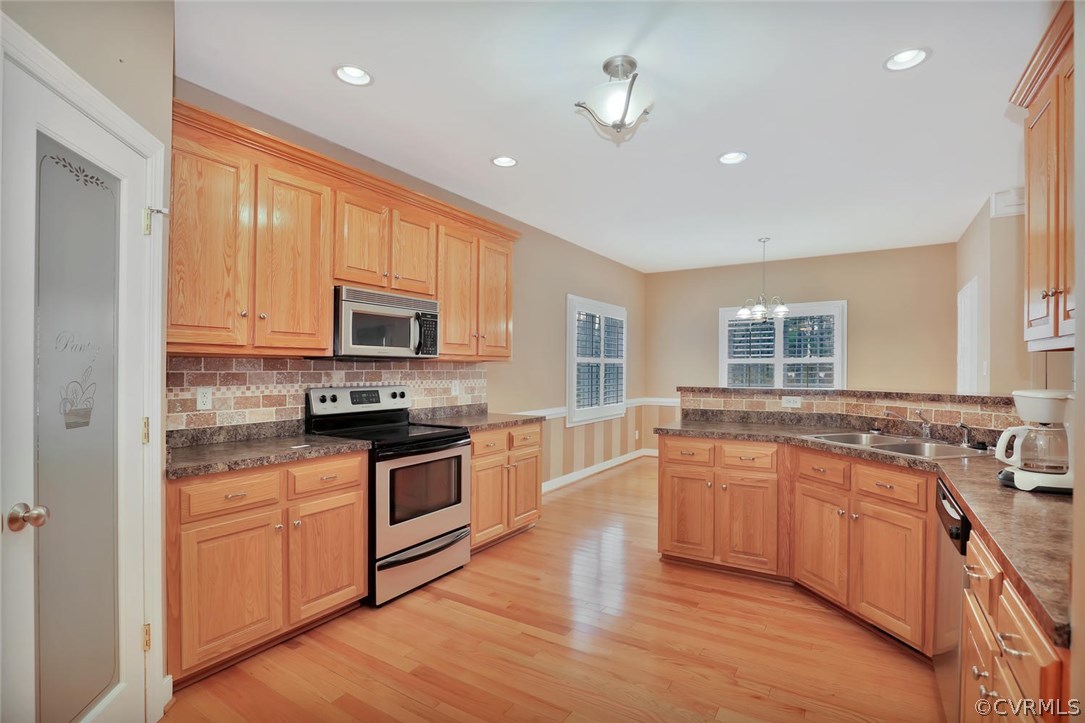 3863 Howell Road Powhatan, VA 23139 - Photo 5 of 32 Gallery Image 5