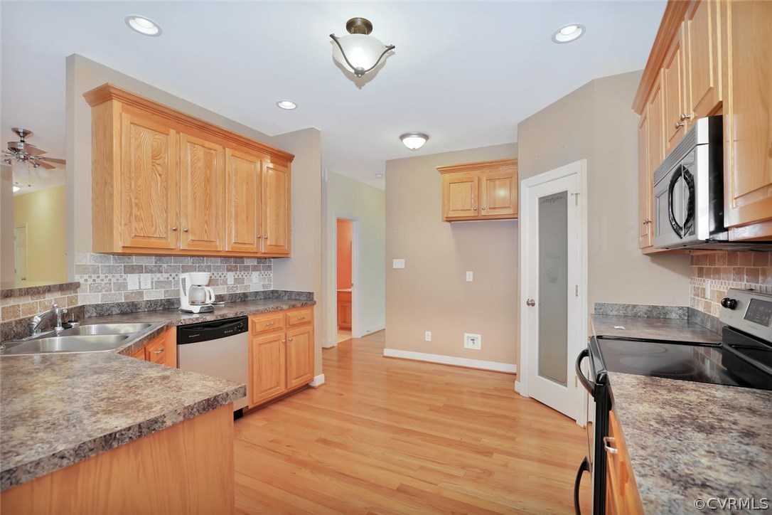 3863 Howell Road Powhatan, VA 23139 - Photo 7 of 32 Gallery Image 7