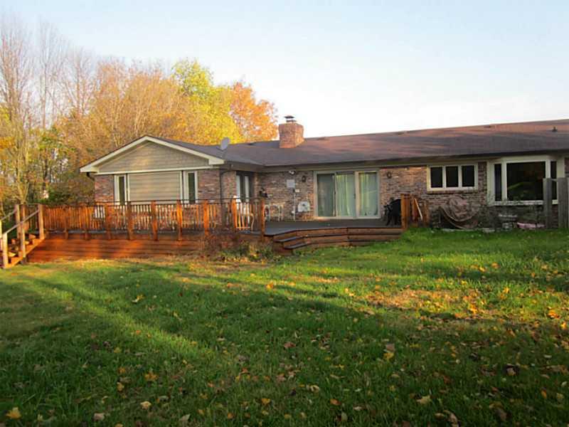 5559 Travis Road Greenwood, IN 46143 - Photo 2 of 21 Gallery Image 2