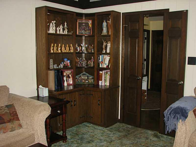 5559 Travis Road Greenwood, IN 46143 - Photo 13 of 21 Gallery Image 13