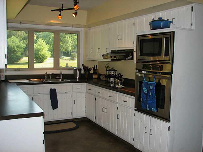 5559 Travis Road Greenwood, IN 46143 - Photo 14 of 21 Gallery Image 14