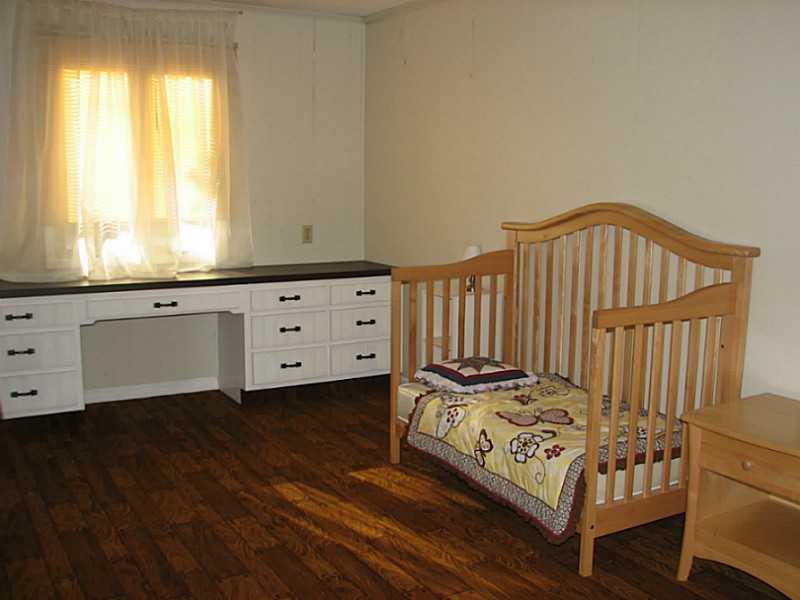 5559 Travis Road Greenwood, IN 46143 - Photo 20 of 21 Gallery Image 20
