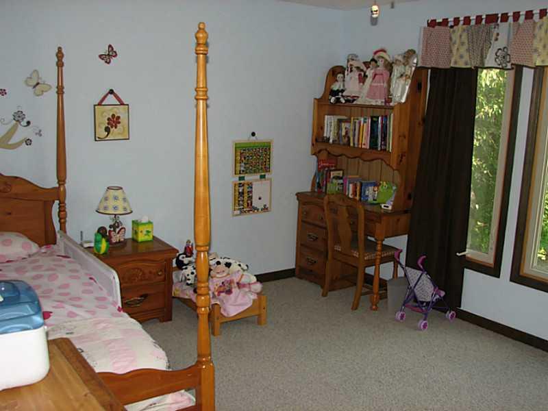 5559 Travis Road Greenwood, IN 46143 - Photo 7 of 21 Gallery Image 7