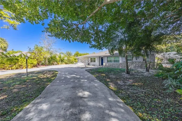 $2,199,000 | 6574 Trail Boulevard, Naples, FL 34108