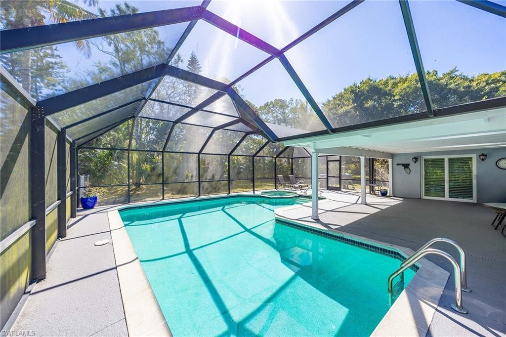 6574 Trail Boulevard Naples, FL 34108 - Photo 29 of 40