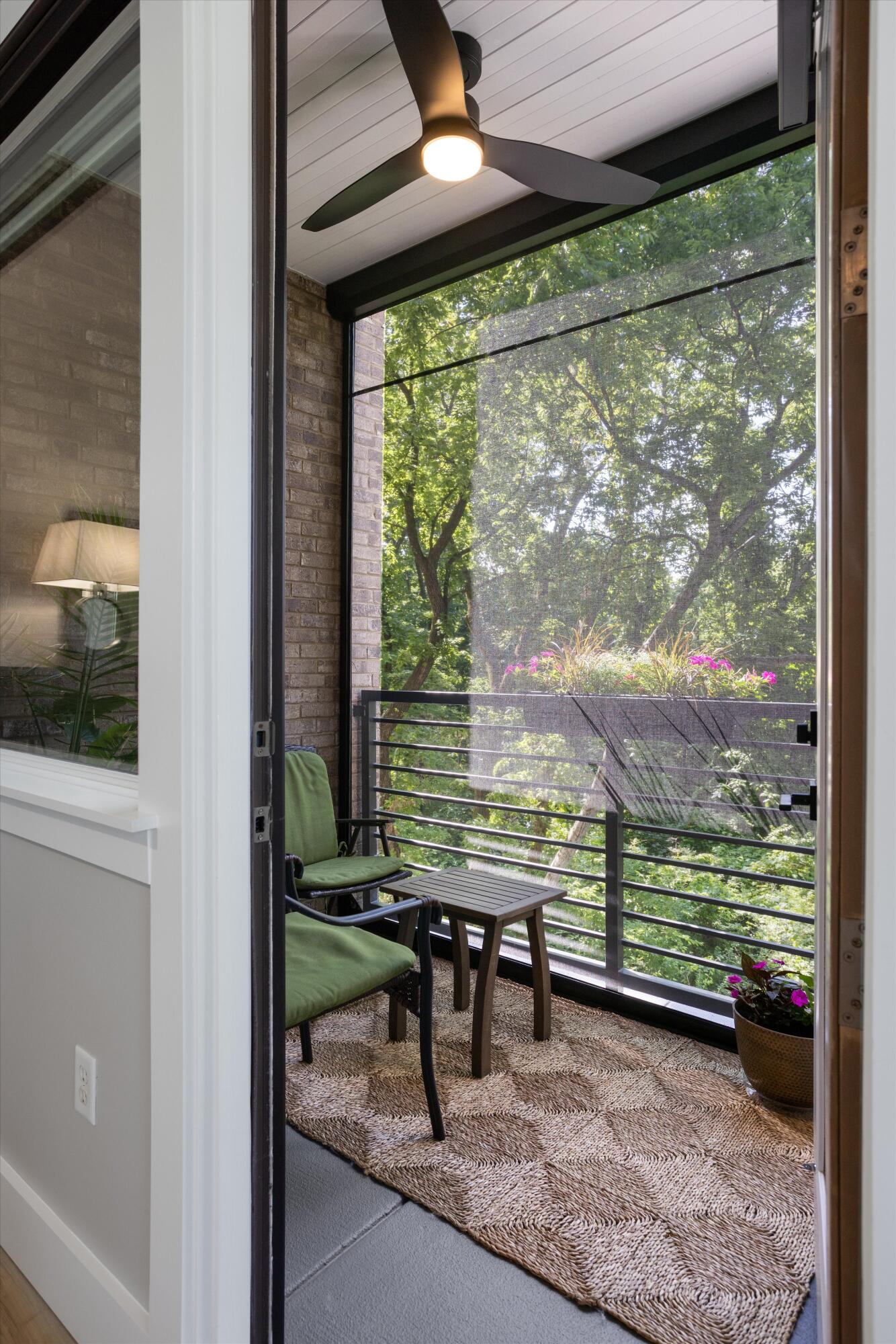 200 Manufacturers Road, Unit 216 Chattanooga, TN 37405 - Photo 21 of 62 Private primary bedroom balcony