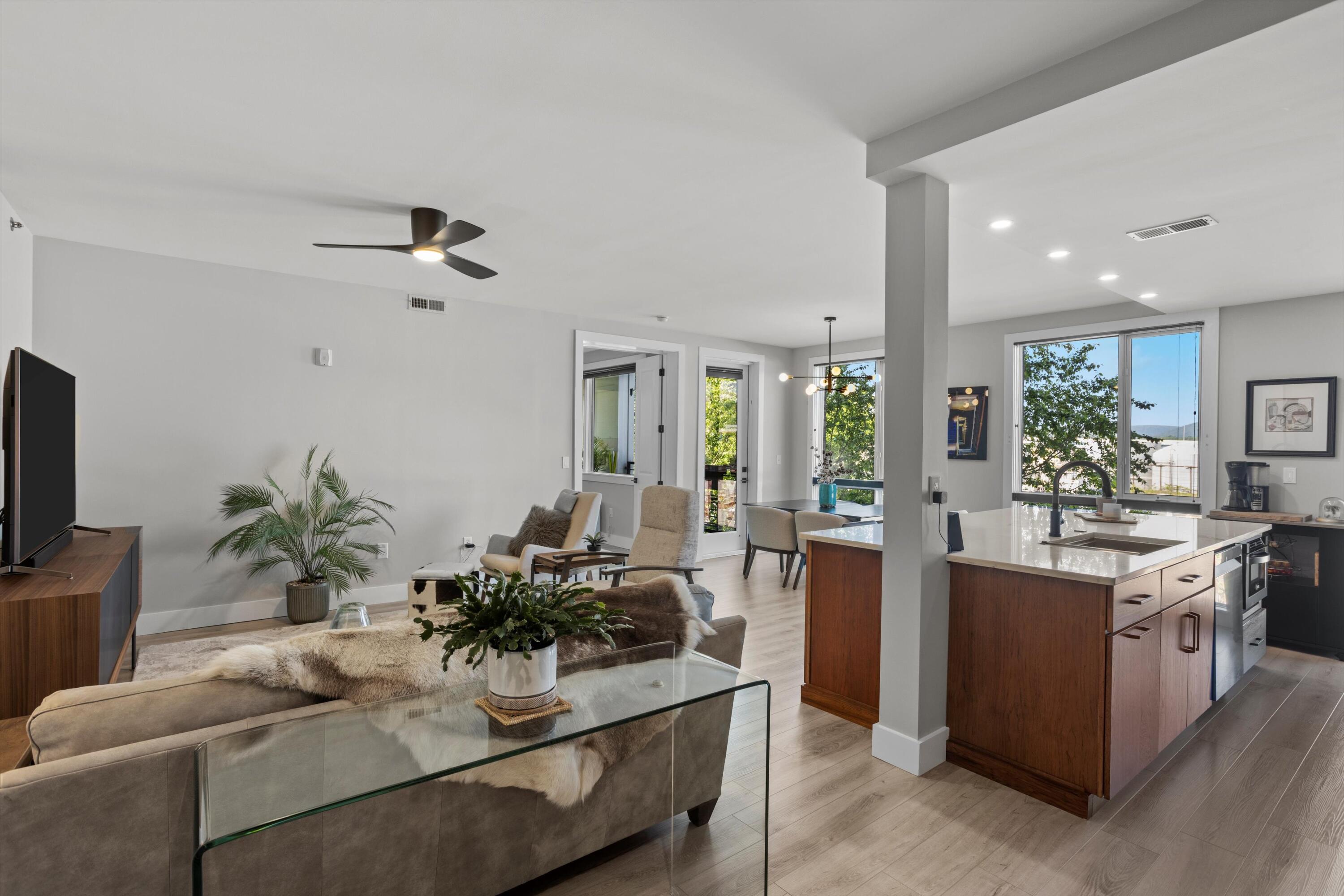 200 Manufacturers Road, Unit 216 Chattanooga, TN 37405 - Photo 3 of 62 Welcome to Unit 216