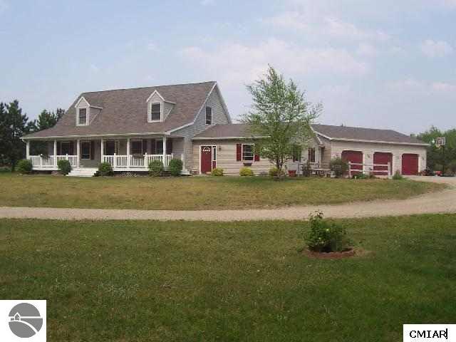 153 South Johnson Road Weidman, MI 48893 - Photo 1 of 1 1773695.JPG