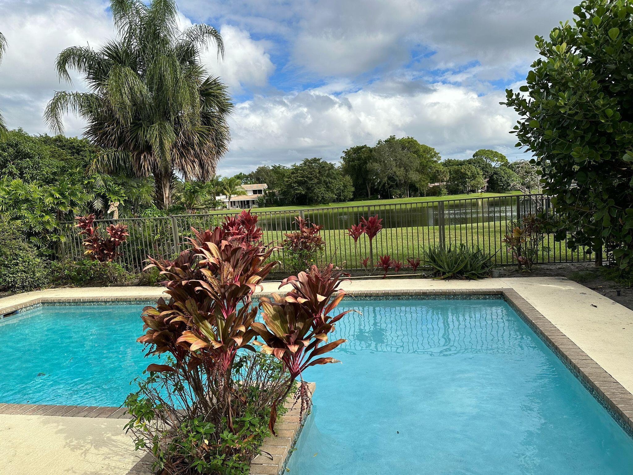 7243 Encina Lane Boca Raton, FL 33433 - Photo 28 of 30 WhatsApp Image 2025-03-26 at 2.32.50 PM