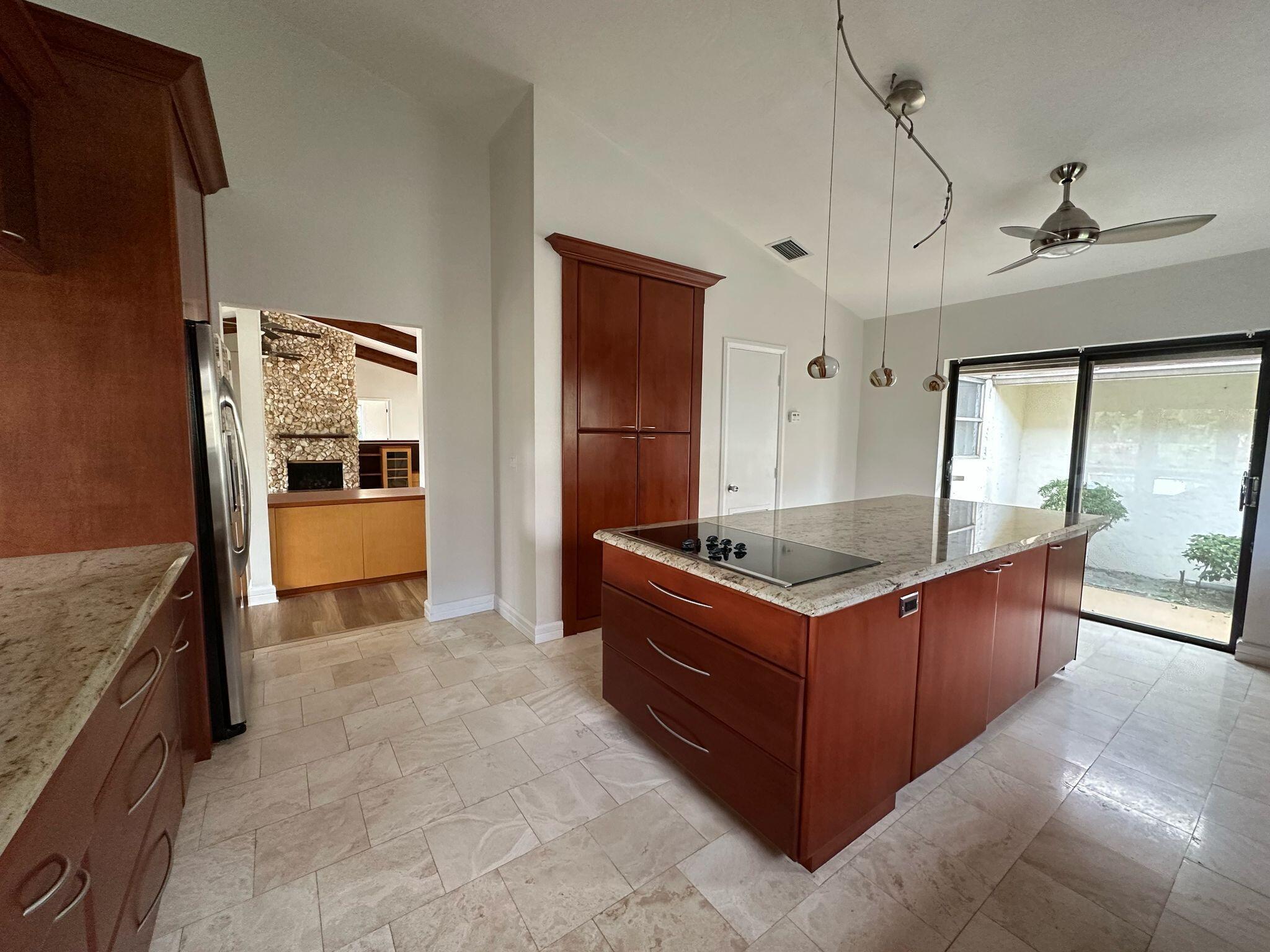 7243 Encina Lane Boca Raton, FL 33433 - Photo 7 of 30 WhatsApp Image 2025-03-26 at 2.32.59 PM