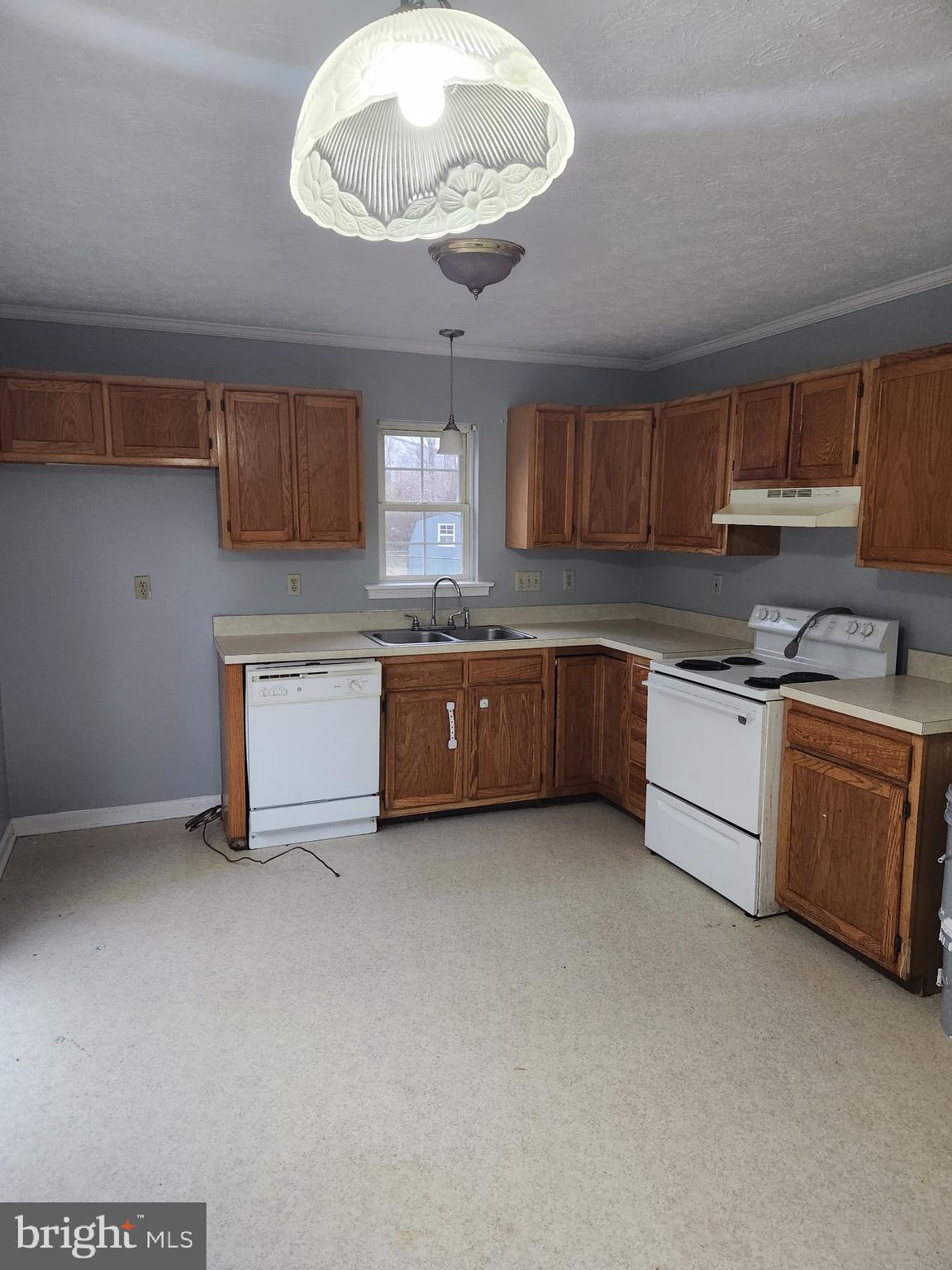 121 Hampton Court Winchester, VA 22601 - Photo 17 of 18