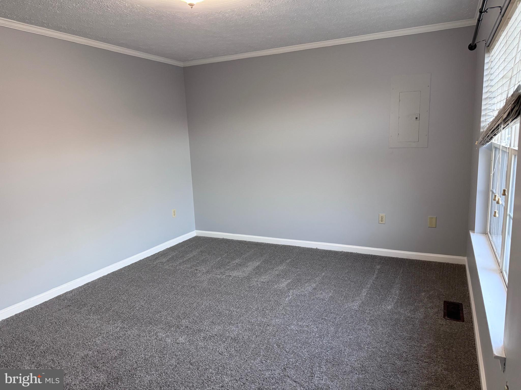 121 Hampton Court Winchester, VA 22601 - Photo 6 of 18