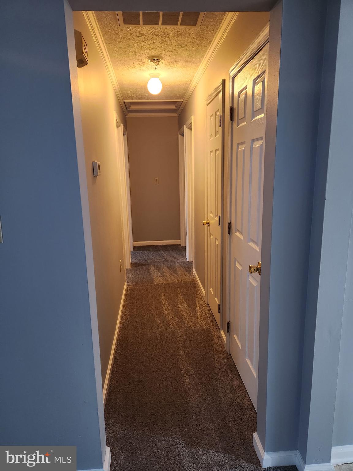 121 Hampton Court Winchester, VA 22601 - Photo 7 of 18