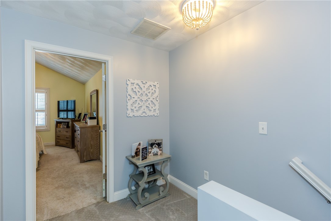 301 West Shore Road, Unit 10 Warwick, RI 02889 - Photo 15 of 28 2nd floor landing