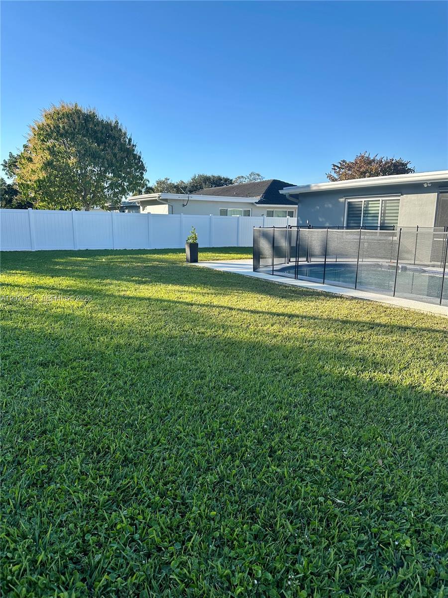 5680 Southwest 7th Street Plantation, FL 33317 - Photo 15 of 16