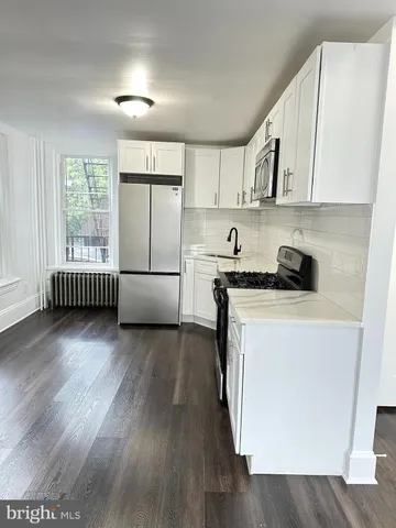 $1,650 | 270 Hamilton Avenue, Unit 3, Trenton, NJ 08609