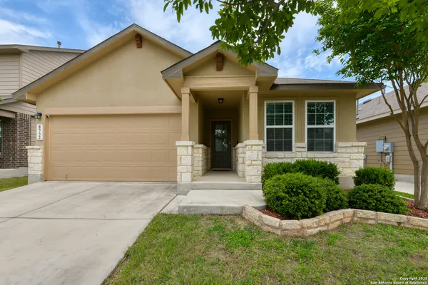$1,925 | 8732 Ironwood Hill, San Antonio, TX 78254