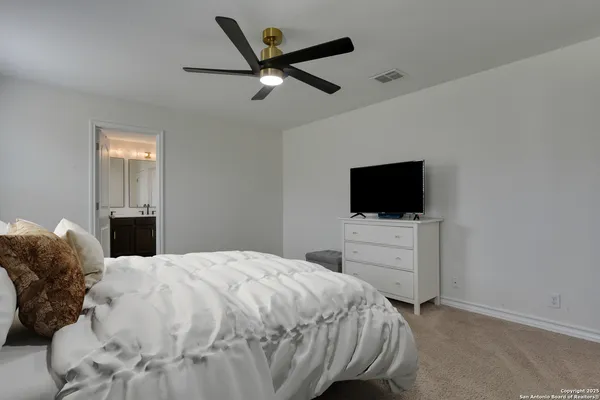 $1,925 | 8732 Ironwood Hill, San Antonio, TX 78254