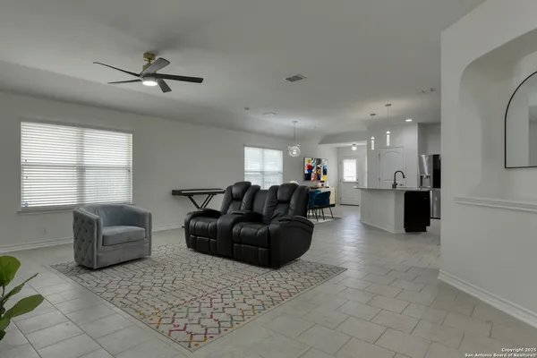 $1,925 | 8732 Ironwood Hill, San Antonio, TX 78254
