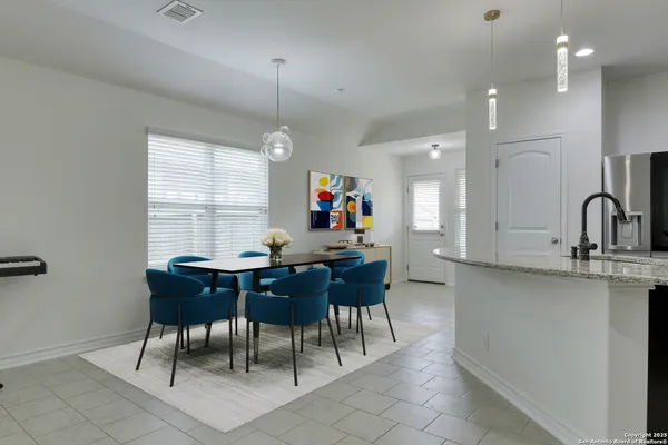 $1,925 | 8732 Ironwood Hill, San Antonio, TX 78254