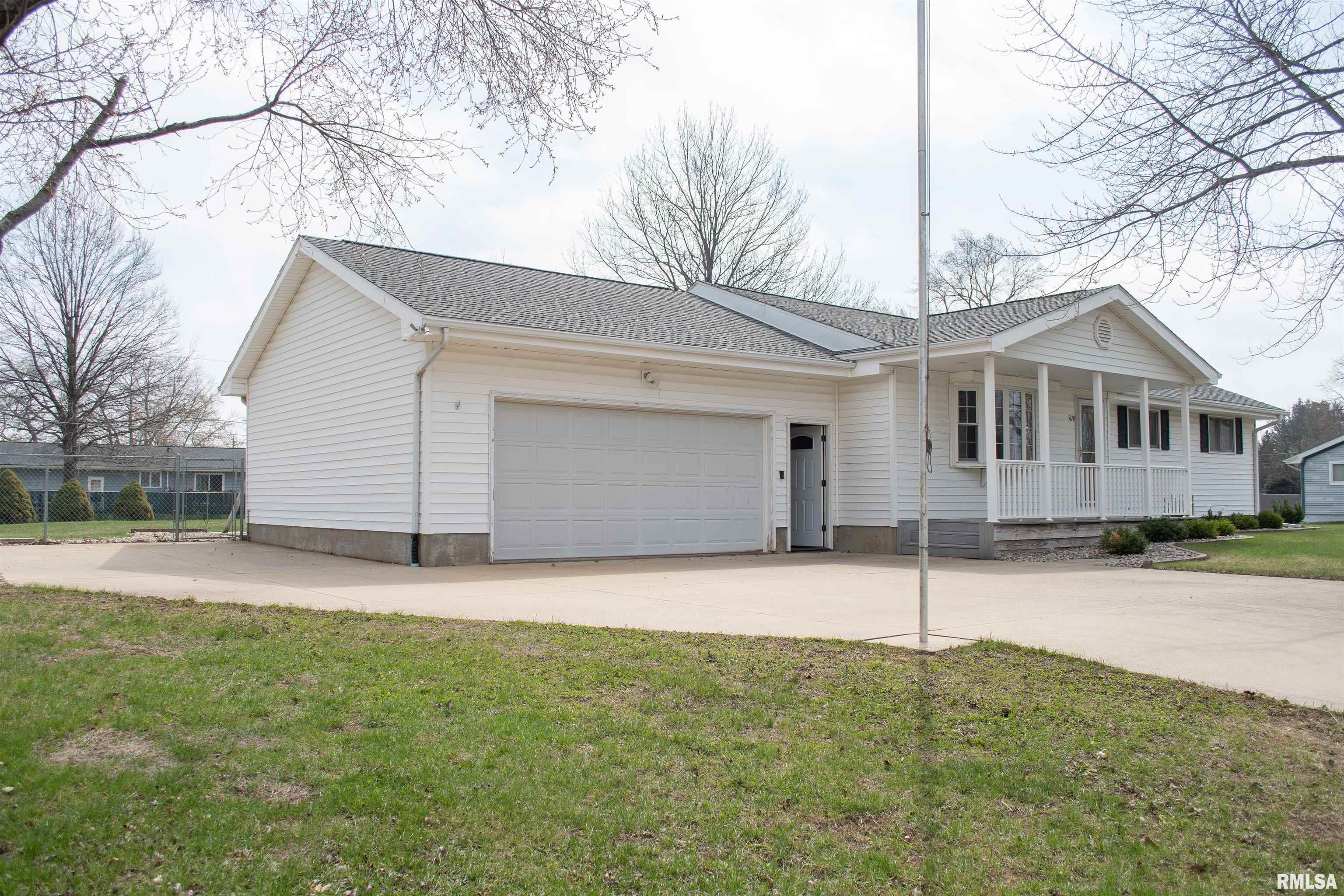 5678 David Road Erie, IL 61250 - Photo 2 of 39