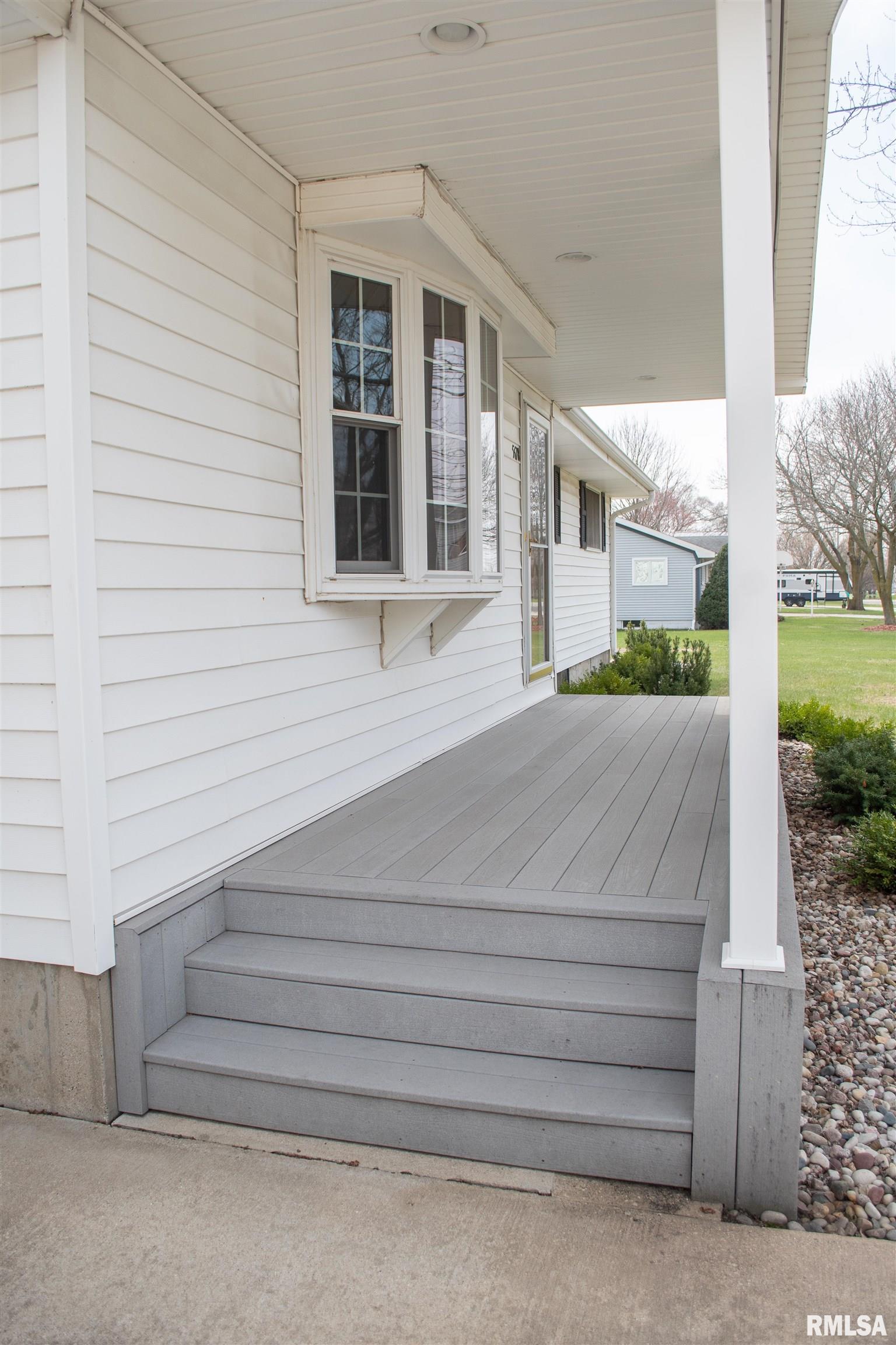 5678 David Road Erie, IL 61250 - Photo 4 of 39