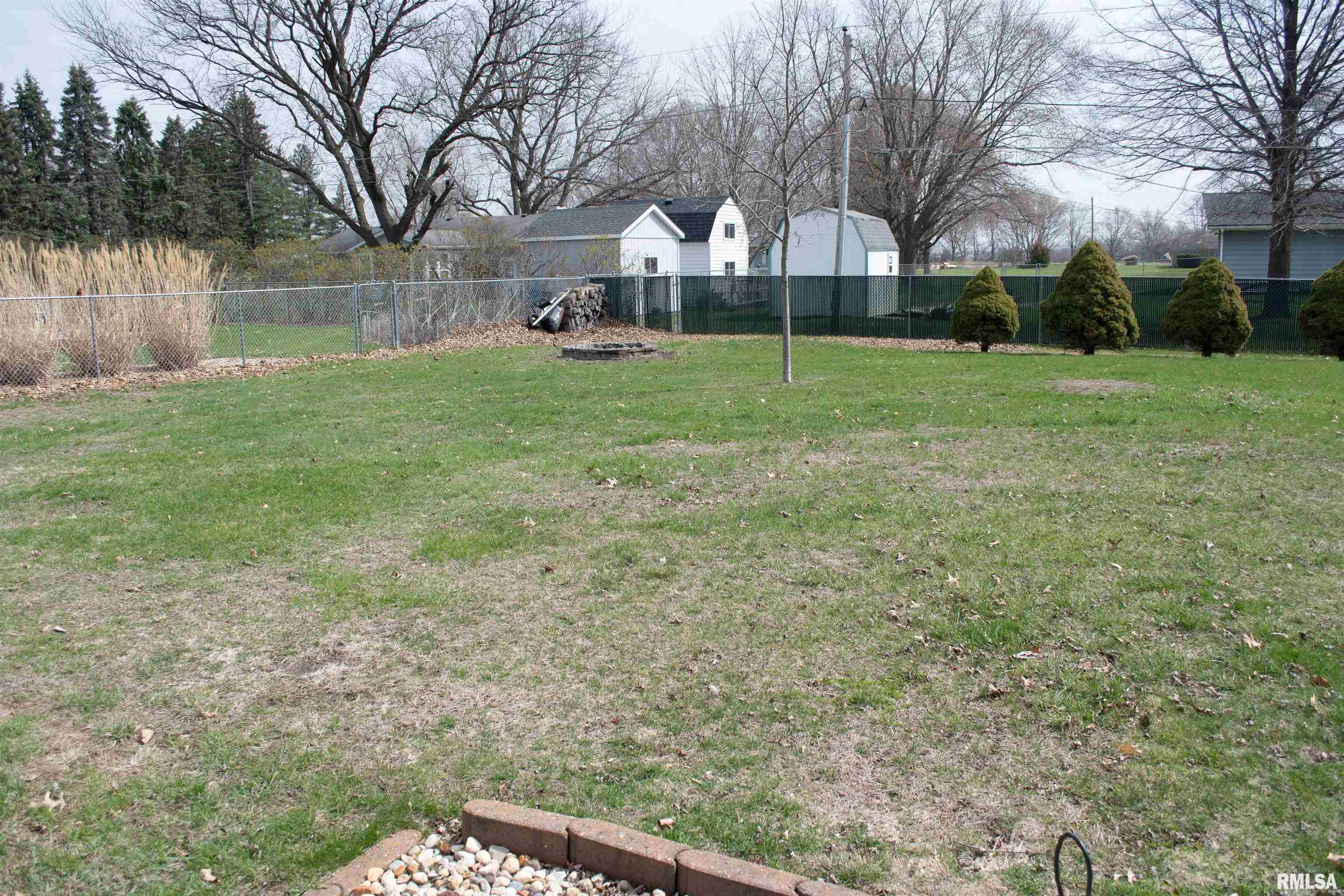 5678 David Road Erie, IL 61250 - Photo 7 of 39