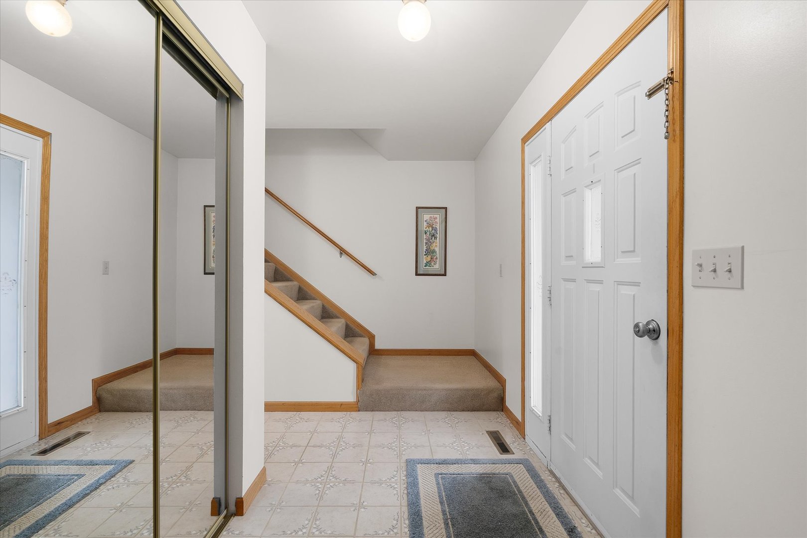 934 Karen Road Sandwich, IL 60548 - Photo 2 of 26 Gallery Image 2