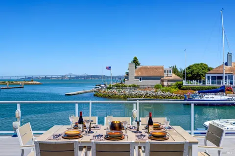 $3,450,000 | 16 St Lucia Place, Tiburon, CA 94920
