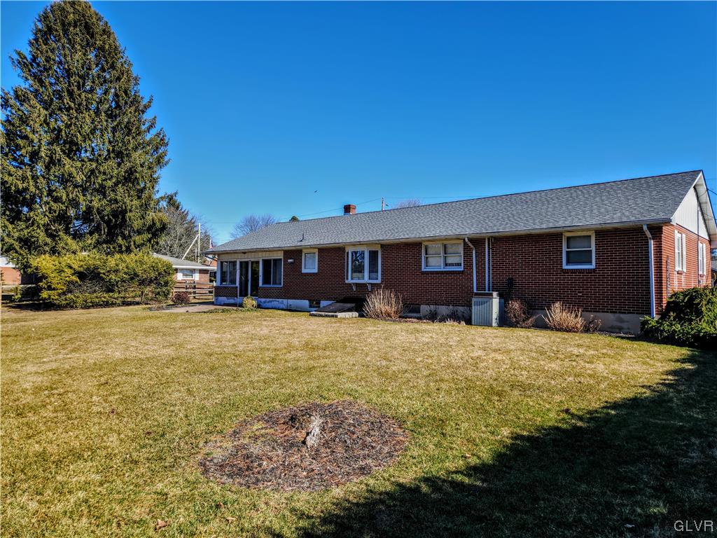 593 Cherry Road Northampton, PA 18067 - Photo 5 of 35 Gallery Image 5