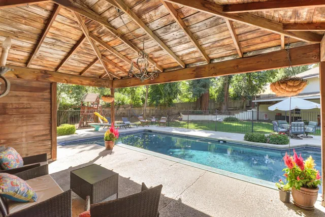 $1,185,000 | 760 Cortlandt Drive, Sacramento, CA 95864