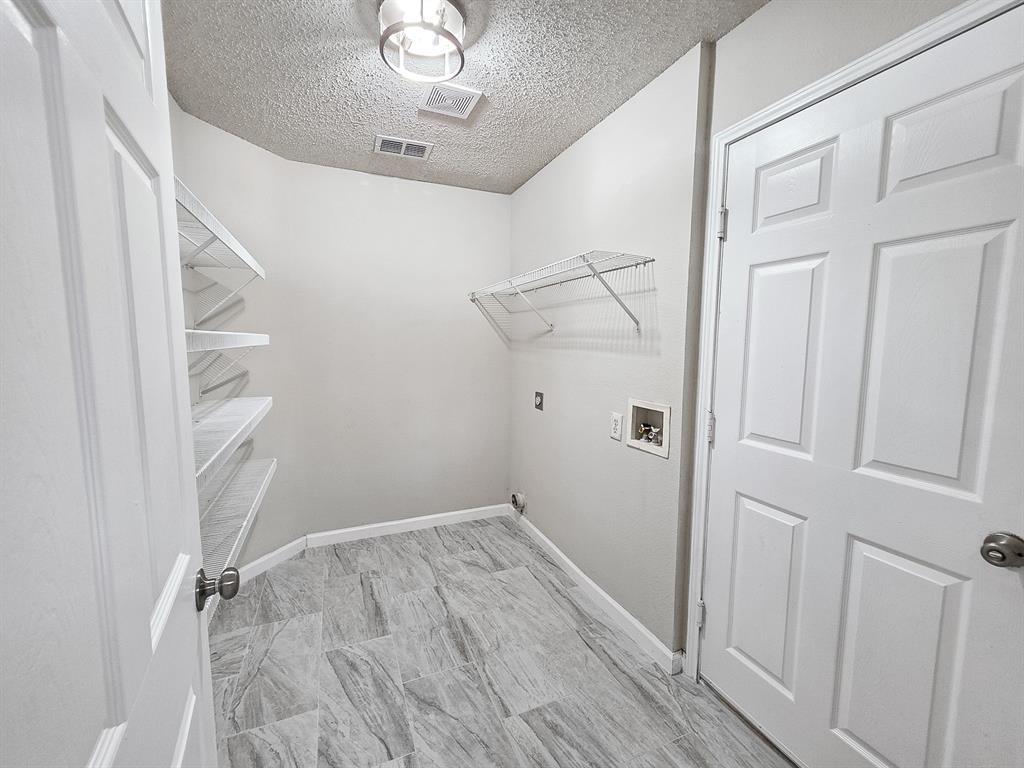 8309 Toler Trail Dallas, TX 75249 - Photo 18 of 22