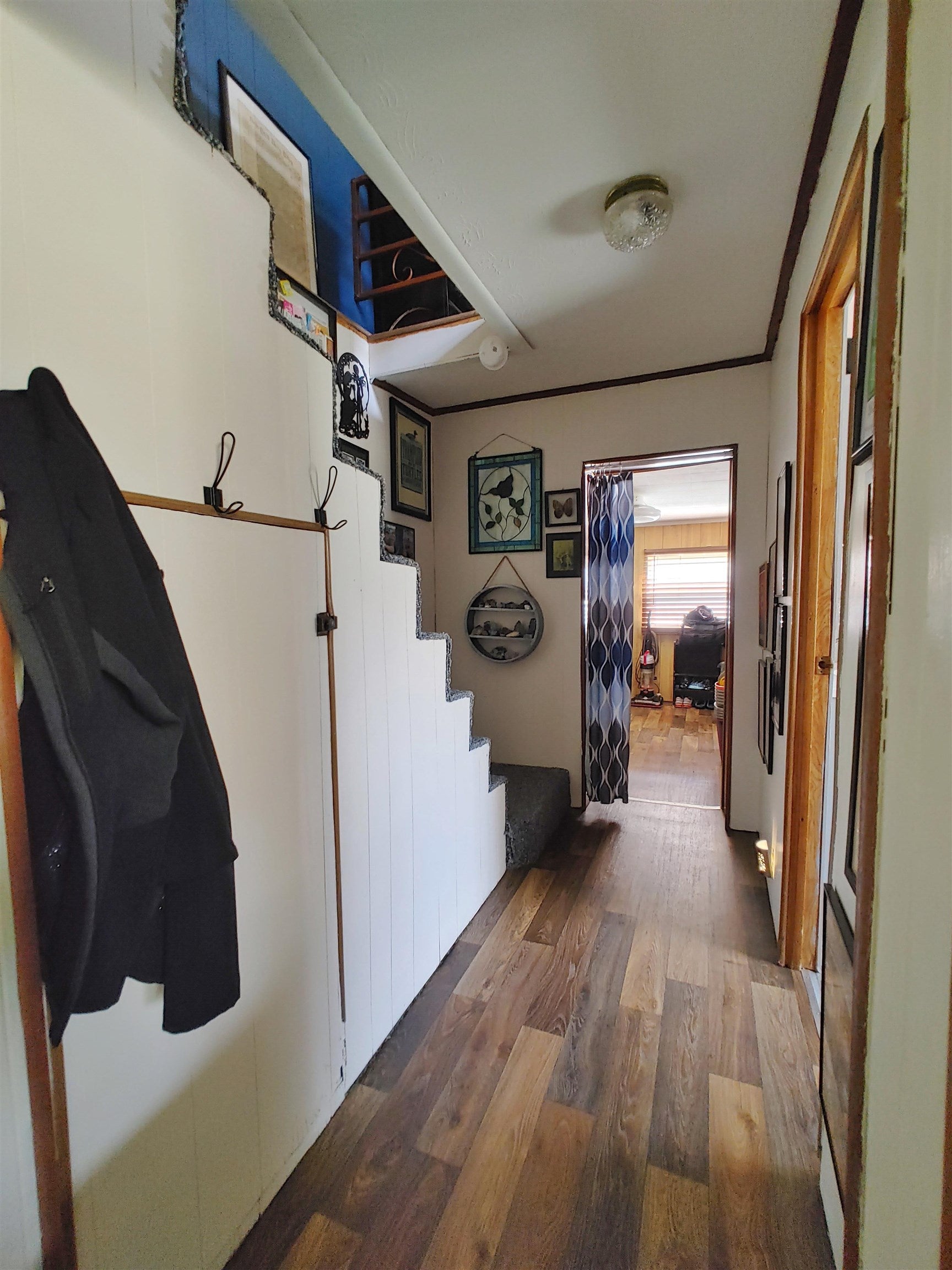 2811 Two Mile Creek Road Wayne, WV 25570 - Photo 4 of 31 Gallery Image 4