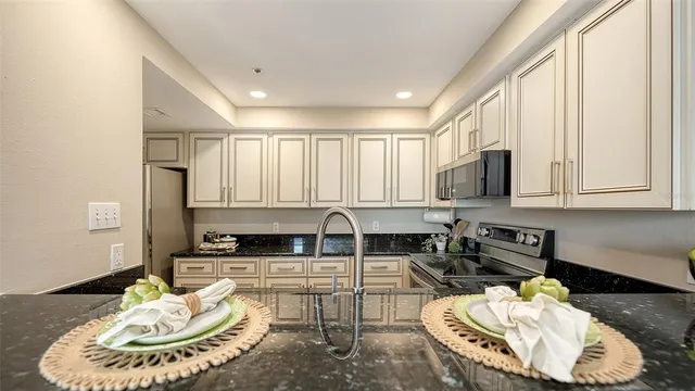 $692,000 | 11 Sunset Drive, Unit 303, Sarasota, FL 34236