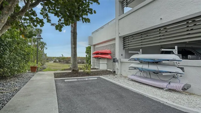 $692,000 | 11 Sunset Drive, Unit 303, Sarasota, FL 34236