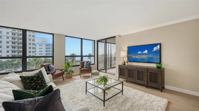 $692,000 | 11 Sunset Drive, Unit 303, Sarasota, FL 34236