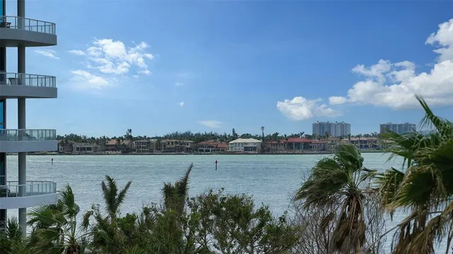 $692,000 | 11 Sunset Drive, Unit 303, Sarasota, FL 34236