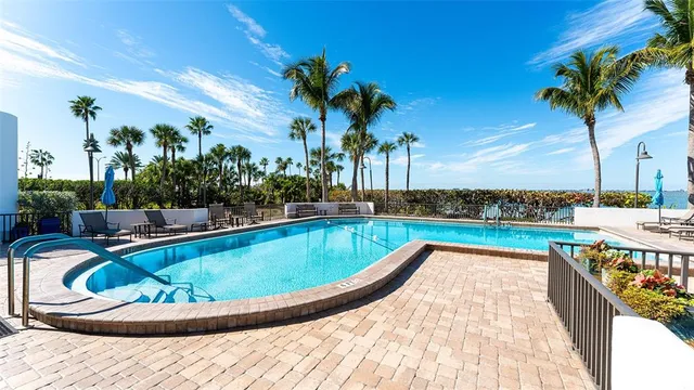 $692,000 | 11 Sunset Drive, Unit 303, Sarasota, FL 34236