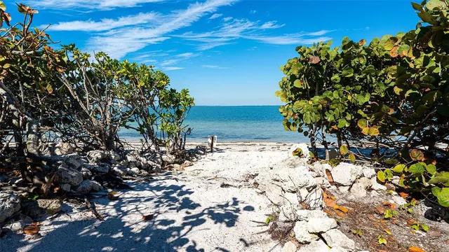 $692,000 | 11 Sunset Drive, Unit 303, Sarasota, FL 34236