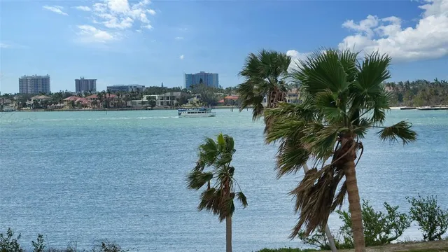 $692,000 | 11 Sunset Drive, Unit 303, Sarasota, FL 34236