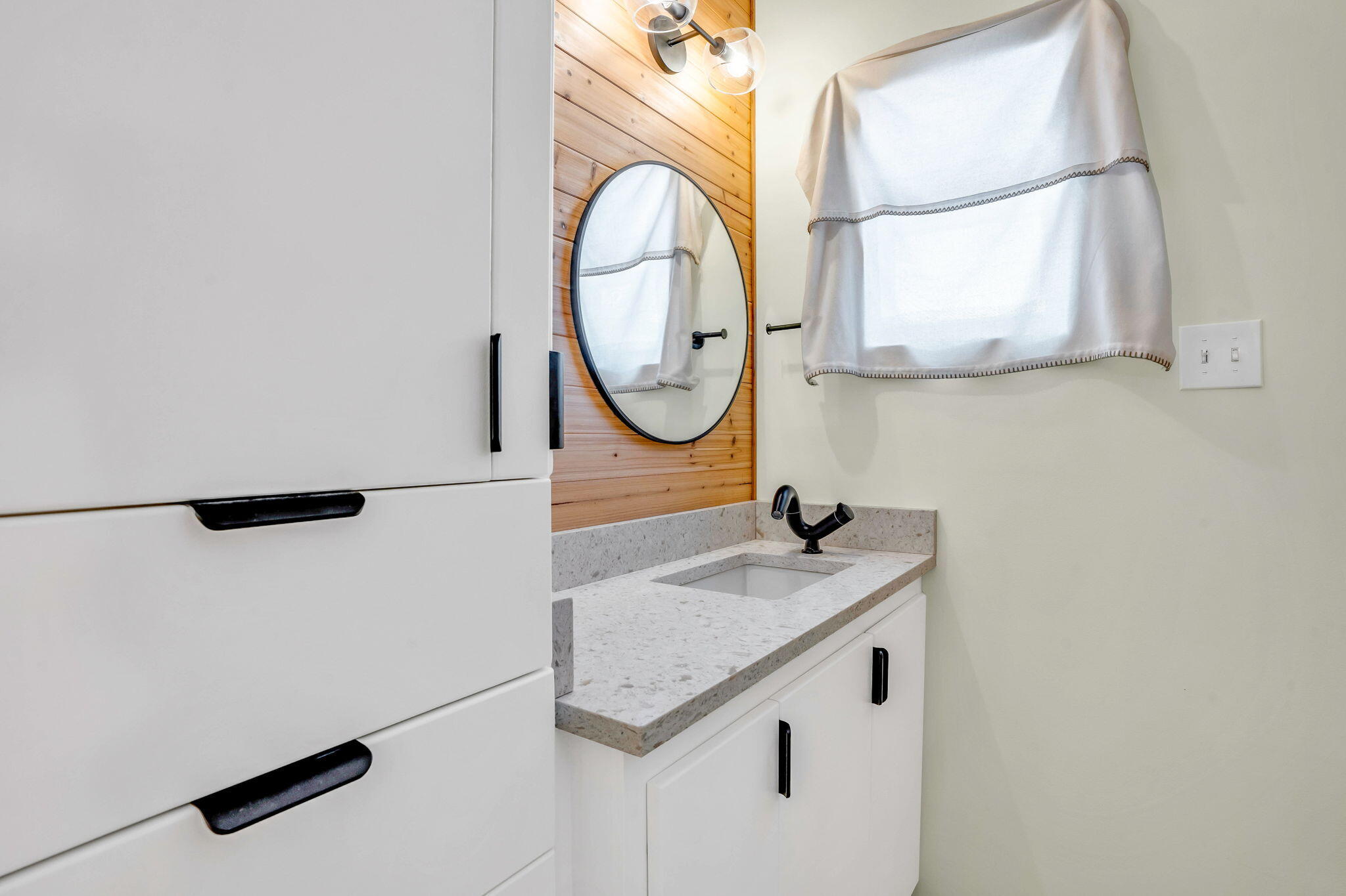 41 Sadowski Causeway Key Colony Beach, FL 33051 - Photo 19 of 40 a bathroom with a sink and a mirror