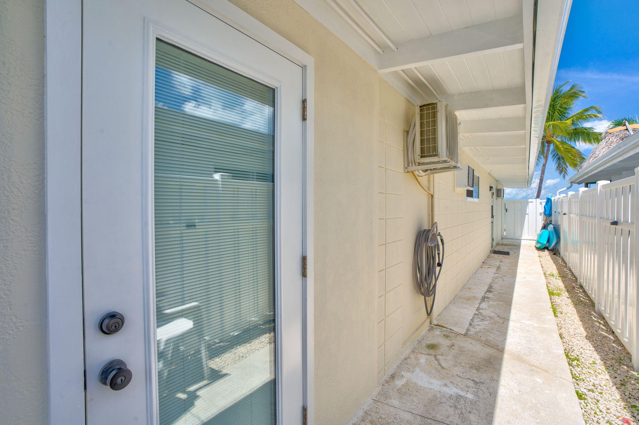 41 Sadowski Causeway Key Colony Beach, FL 33051 - Photo 39 of 40 a view of a bathroom from a hallway